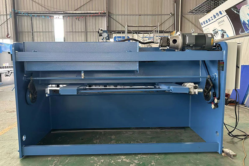 hydraulic swing beam shearing machine8